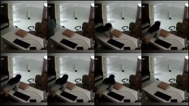 कॉलेज की लड़की को प्रिंसिपल ने अपनी केबिन में चोदा