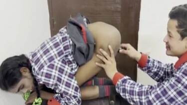 नार्थ ईस्ट की कॉलेज गर्ल को क्लासमेट ने पेला